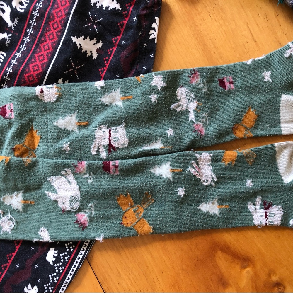 Girl 2-3T winter bundle - Picture 4 of 4